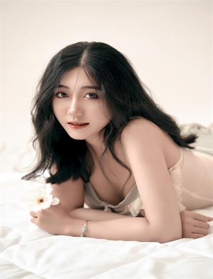 白虎(2021)文化内涵解读感人至深的：文化元素与价值观念探讨，纪念版本